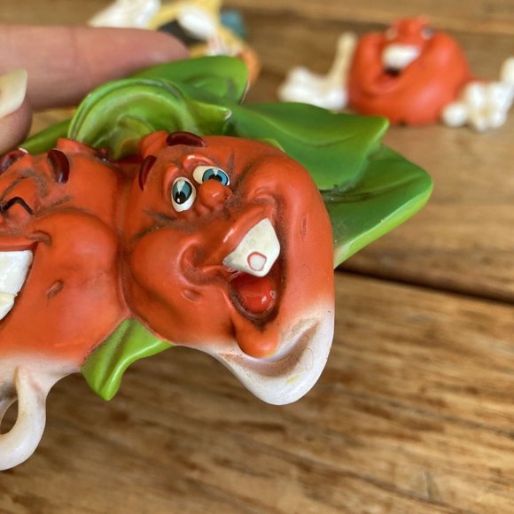 Gigglin Groceries Jack Graham Second Nature Anthropomorphic Fruit Wall Plaques - Picture 11 of 16